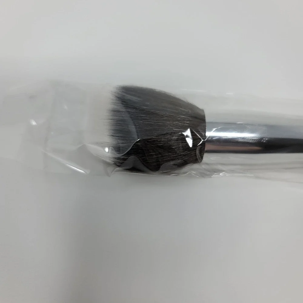 BareMinerals 2-in-1 Finishing Face &‎ Eye Makeup Foundation Brush Dual Ended New